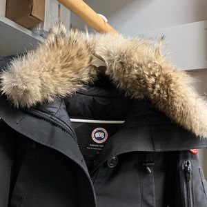 CANADA GOOSE WOMAN’S FUR HOODED PARKA CLASSIC